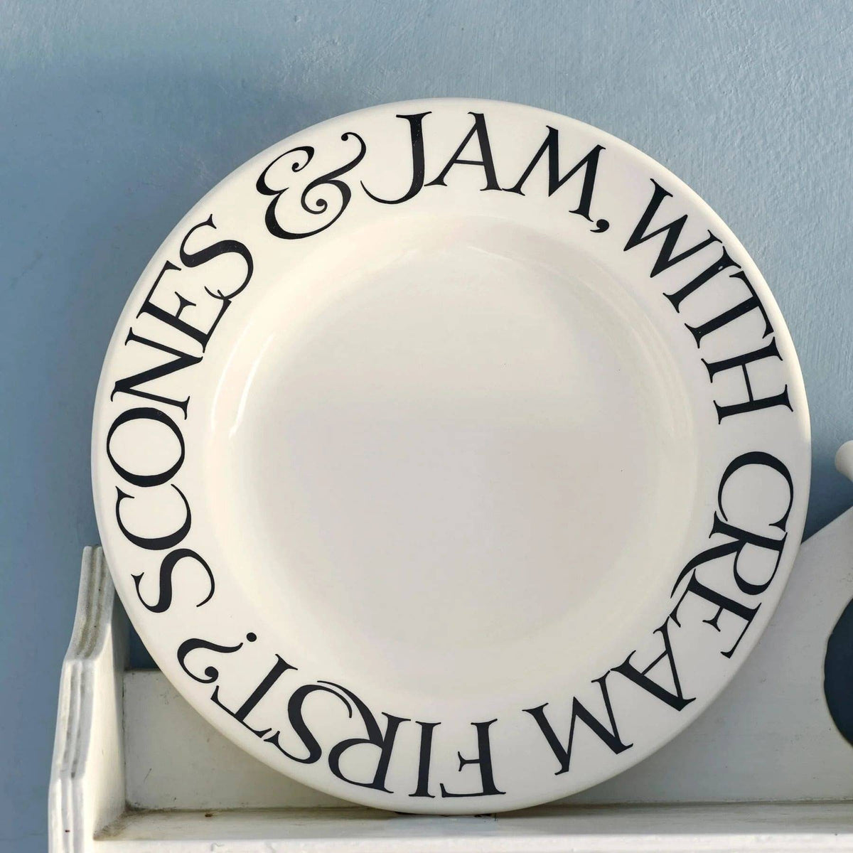Emma Bridgewater 8 1/2" Plate - Black Toast Scones & Jam