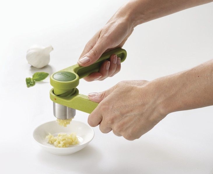 Joseph Joseph Helix Garlic Press