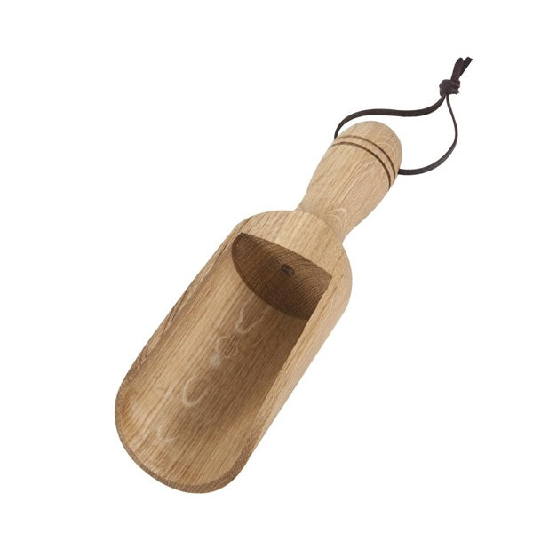 T & G oak scoop, large, in pale wood with a leather hanging loop