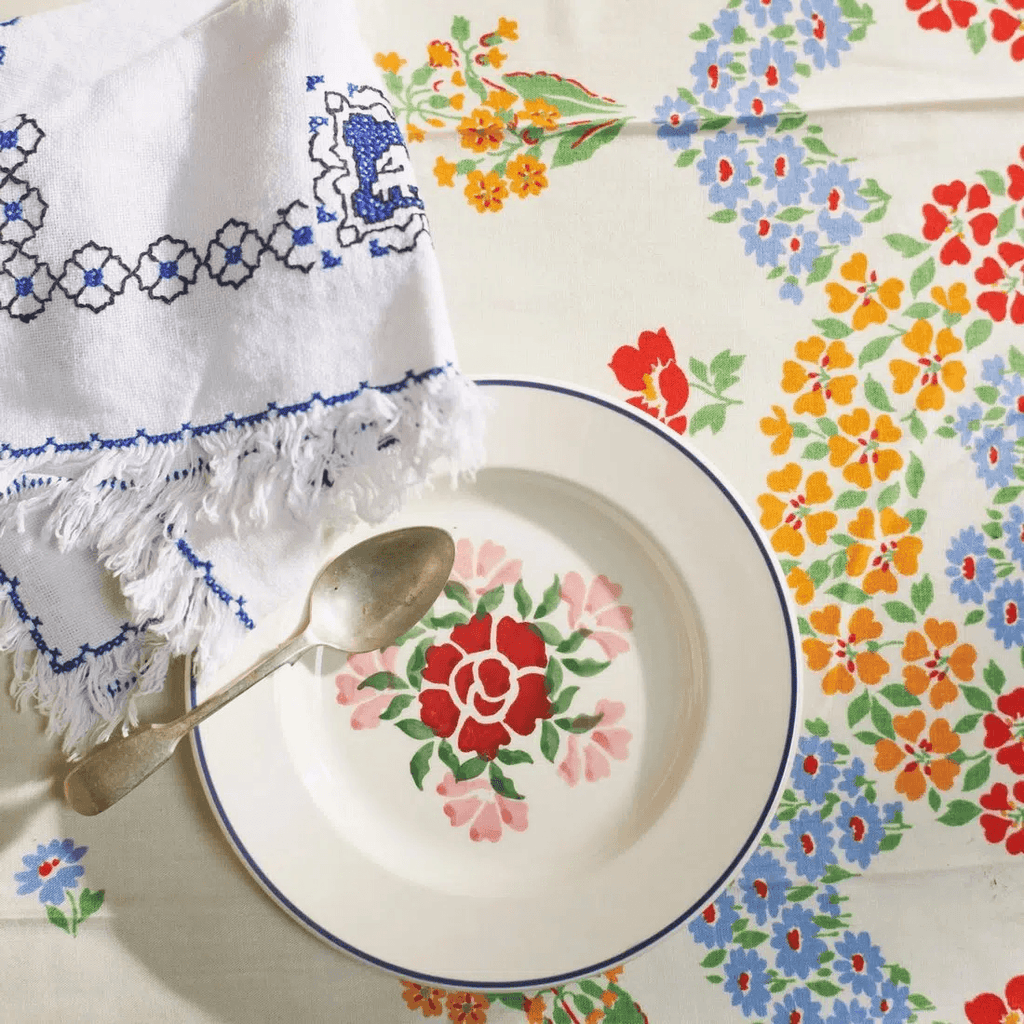 Emma Bridgewater 6 1/2″ Plate - Antique Roses