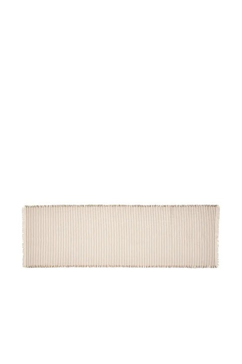 Broste Elouise table runner in off-white and taupe with a ribbed texture
