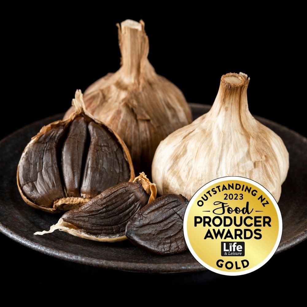 Opito Bay Salt - Black Garlic Sea Salt 50g