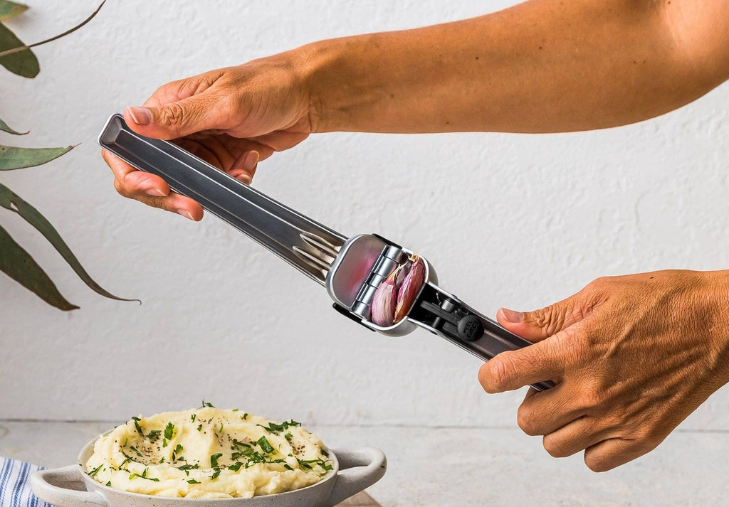Dreamfarm Garject Garlic Press