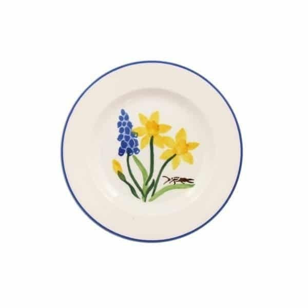 Emma Bridgewater Daffodil 6 1/2 inch plate with yellow daffodils and a blue rim