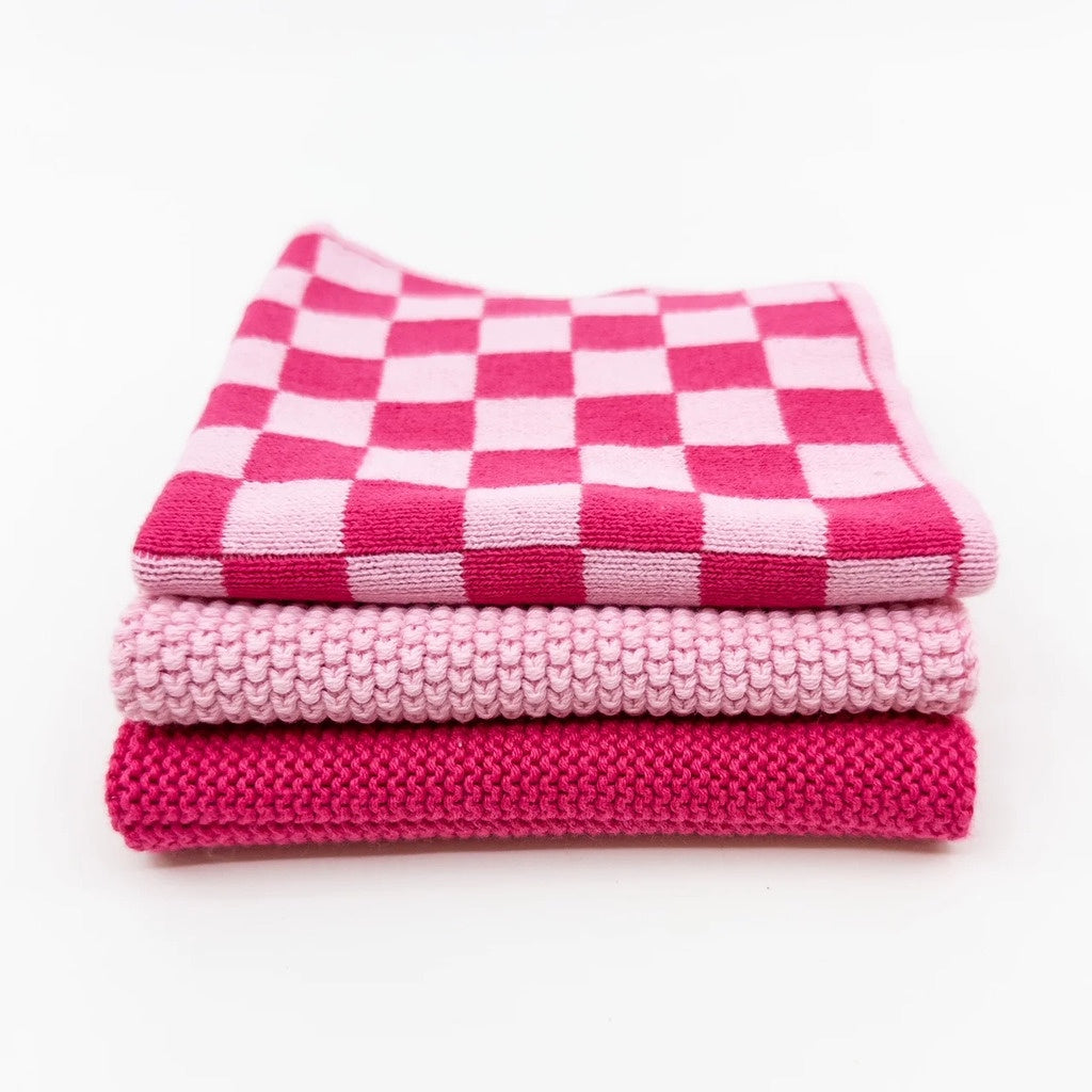 Ecovask variety cloth three pack in pink, with a chequered towel and two knitted cloths
