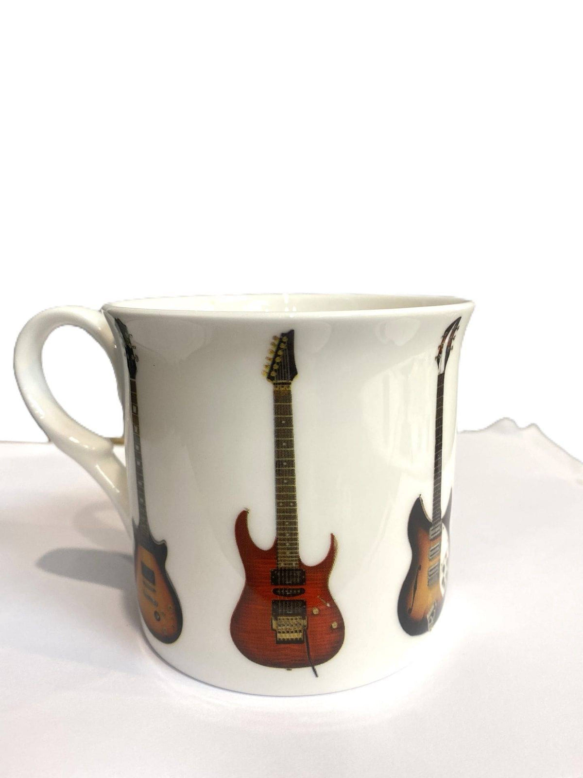 Heritage Palace Mug - Guitar
