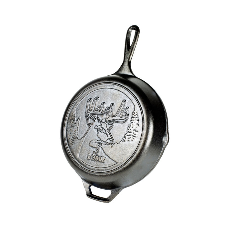 Lodge Wildlife deer skillet, 26cm, in black cast iron with an embossed deer scene on the base