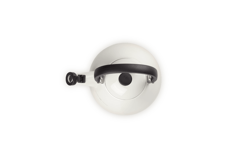 Le Creuset Kone Kettle - Meringue