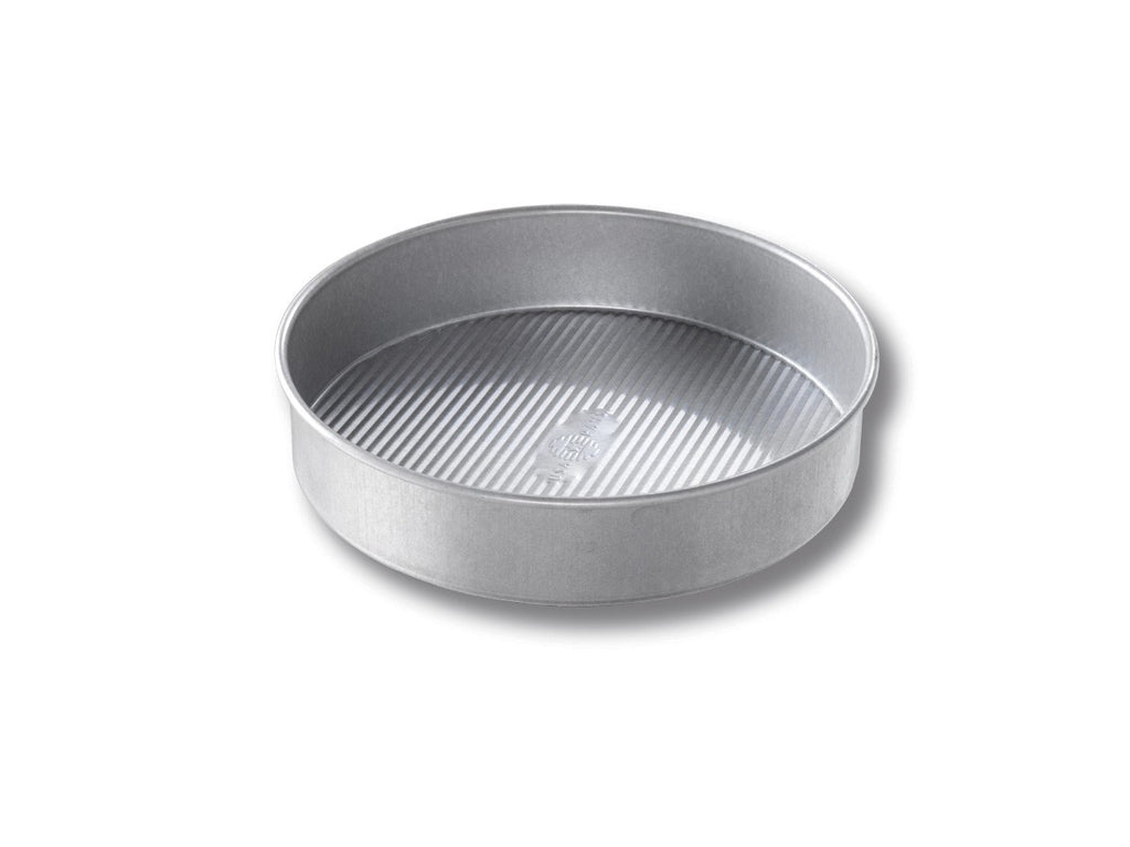 USA Pan round cake pan in ridged aluminised steel with straight sides