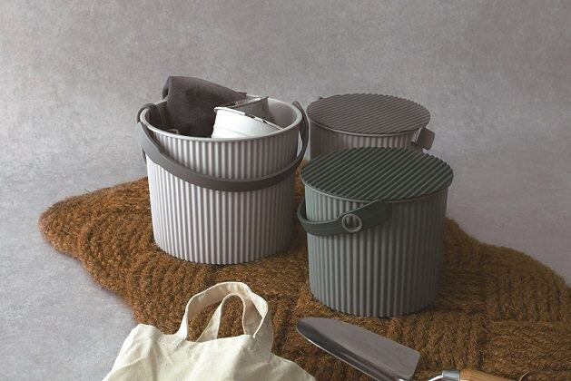 Hachiman Super Bucket