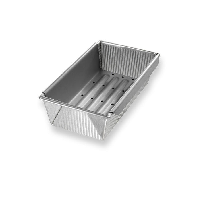 USA Pan meat loaf pan with a slotted insert in ridged aluminised steel