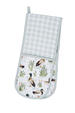 Ulster Weavers Farmhouse Ducks double oven glove with a pale blue gingham back and a duck print front