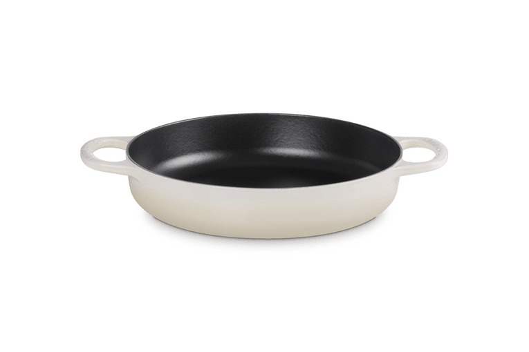Le Creuset Signature Cast Iron Everyday Pan.