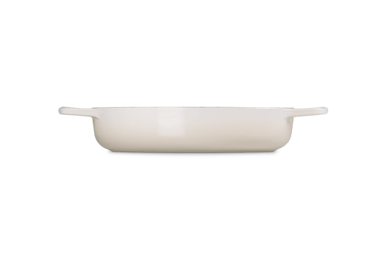 Le Creuset Signature Cast Iron Everyday Pan.