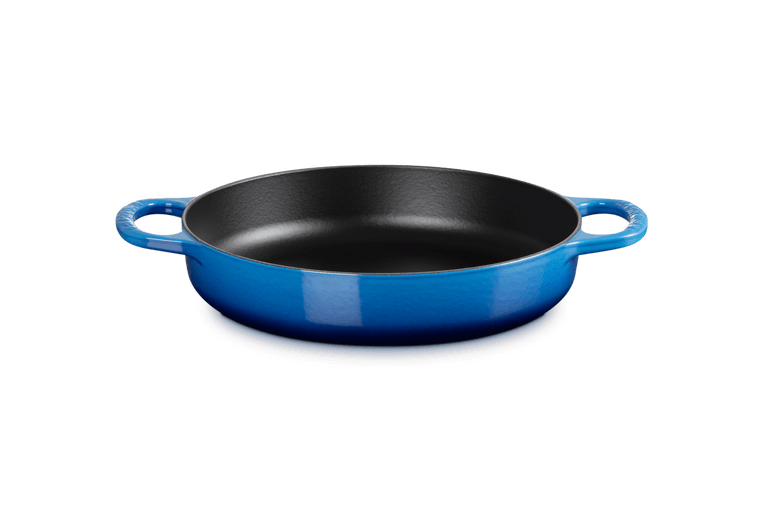 Le Creuset Signature Cast Iron Everyday Pan.