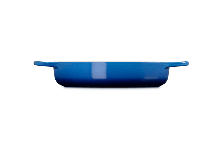 Le Creuset Signature Cast Iron Everyday Pan.