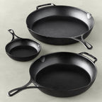 Lodge Cast Iron Blacklock Skillet