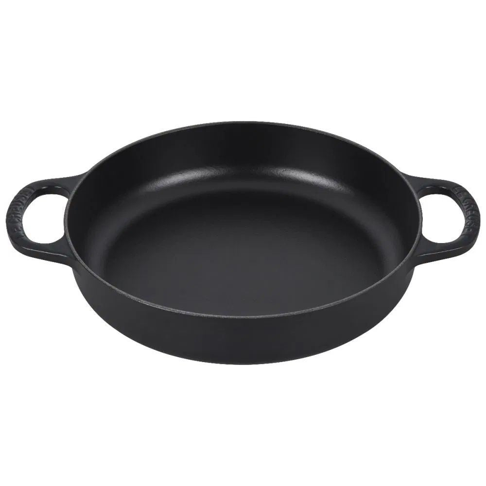 Le Creuset Signature Cast Iron Everyday Pan.