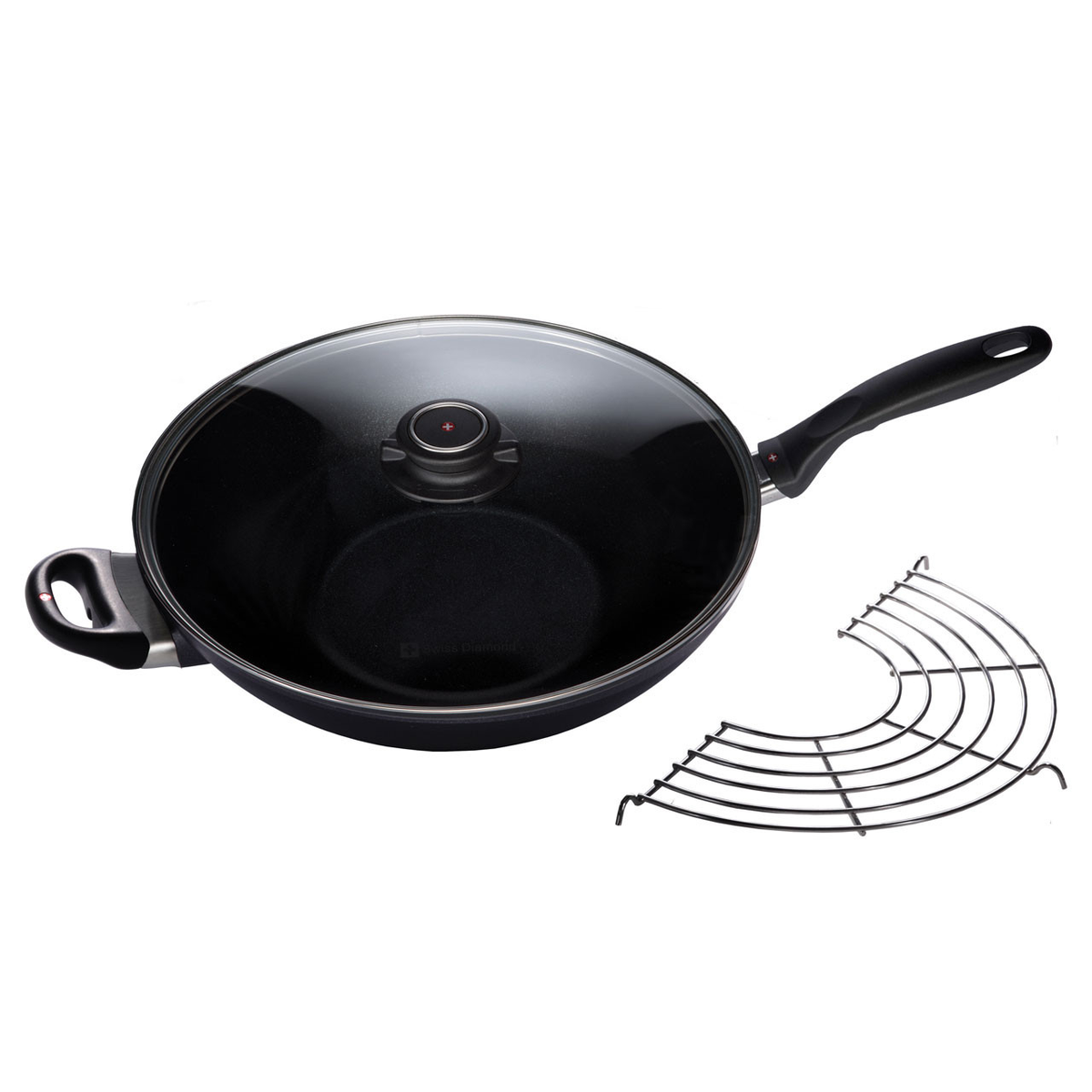 Swiss Diamond XD 32cm wok in black non-stick with a glass lid, a helper handle and a tempura rack